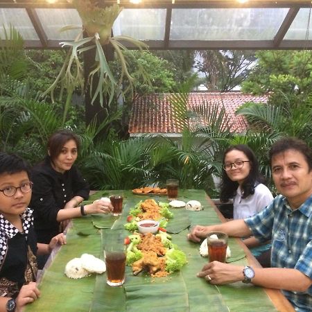 Apartemen Ciumbuleuit 2 Bandung Buitenkant foto
